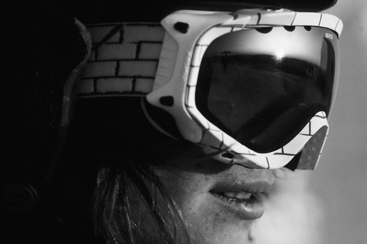 En del i projektet "Drop Cliffs, Not Bombs!!&. Foto: Kristina Nordenmark. Åkare: Sebastian Persson.