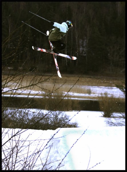 Tagen under en alltid lika trevlig BBQ i backen!. Foto: Robin Andersson. Åkare: Johan Olsson.