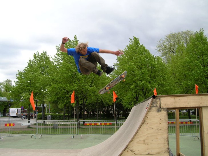 Foto: Sarah O.. Åkare: Engelbert A..