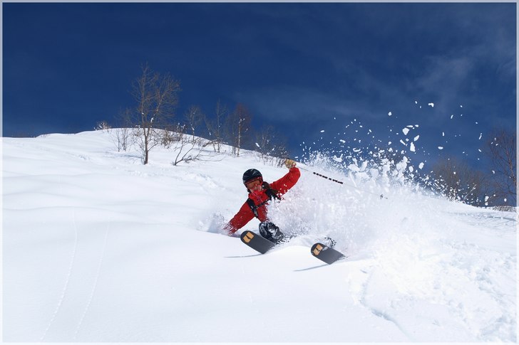 Slaskigt i solen.. Foto: Gustav Holmer. Åkare: Anna Bengtsson.