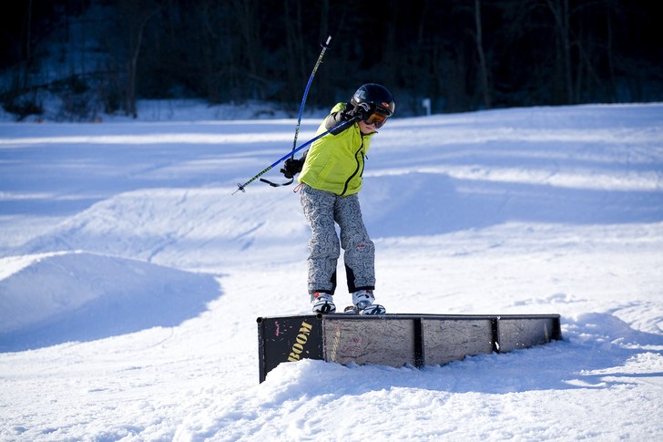 En av de gamla boxarna i Gustavsbergs Backen i Ös. Foto: Jörgen Nilsson. Åkare: Eric Norrlander.