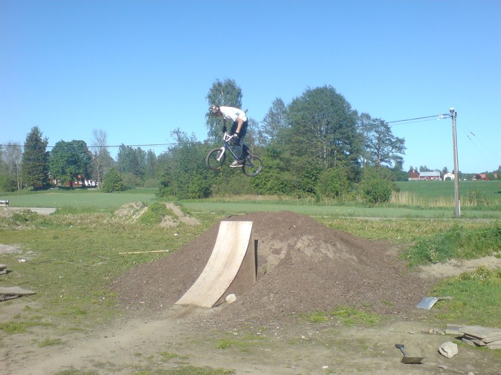 360 2 bail. Foto: Råbin wahlkrein. Åkare: Joar Lundberg.