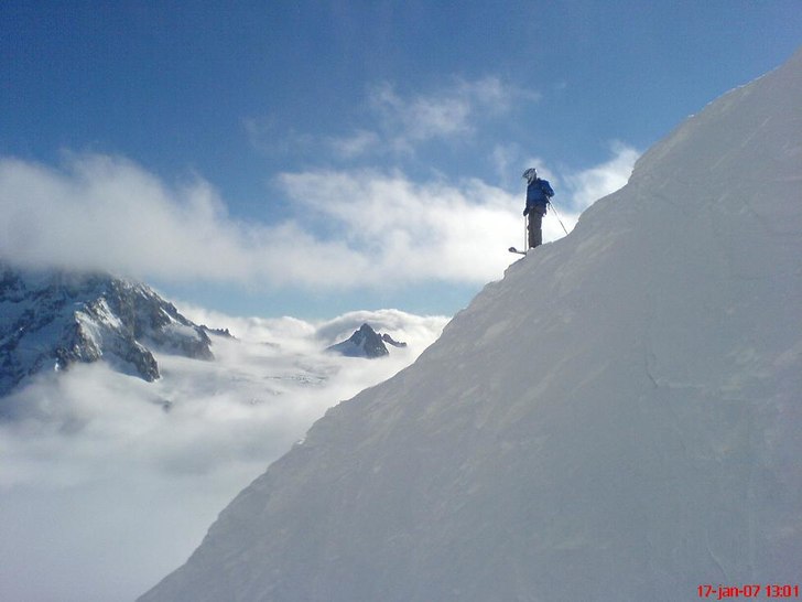 Det regna på Grands Montets, så vi åkte upp och. Foto: Fredrik Falkman. Åkare: Nicklas.