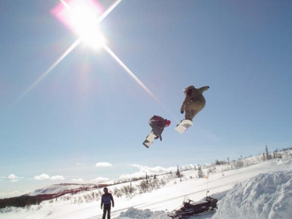 ja å kusinen. Foto: anita. Åkare: tobias andremo philip hung.