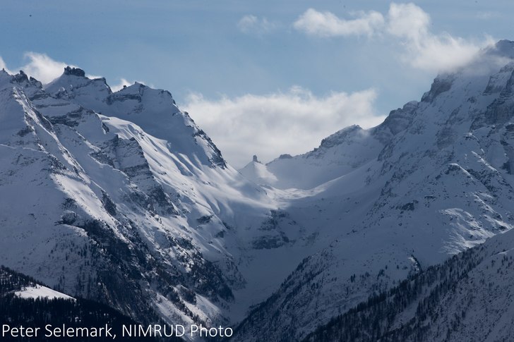 Bild tagen mot Italien ovanför Fiesch.