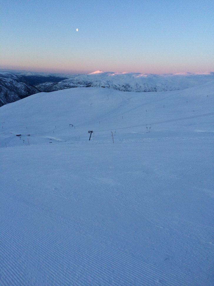 2 påskedag 17 april
2 påskedag vert ein nydelege.