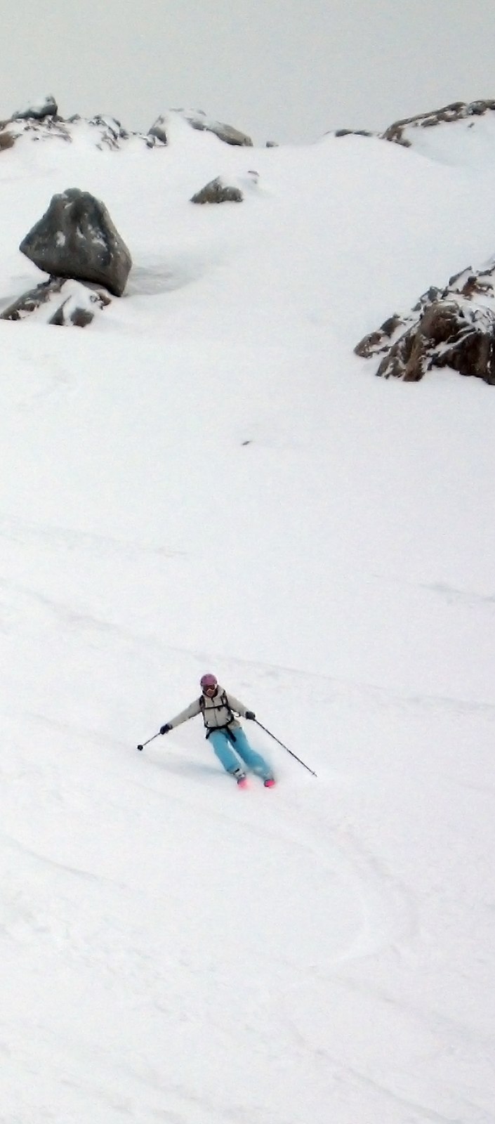 Andra dagen på semestern, 10-15 cm nysnö och pig. Foto: Fredrik Andersson. Åkare: Stina Kållberg.