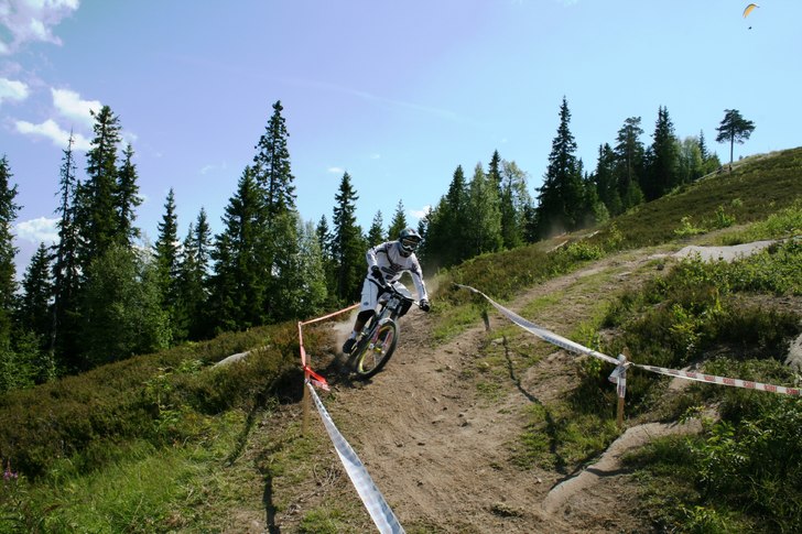 Foto: Eric höglund. Åkare: eventuellt tim hammar.