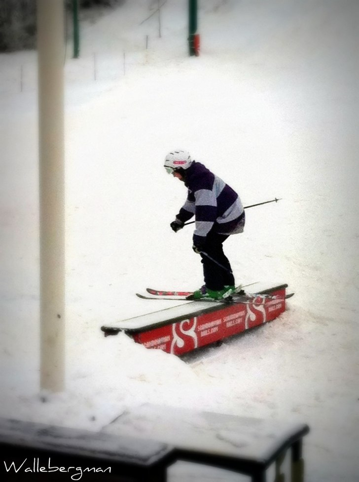 season opening @ vallåsen. Foto: Joakim bergman. Åkare: Wakter bergman.