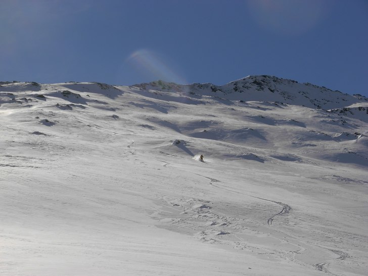 blåsa på lite i sporten. Foto: jag. Åkare: Kalle Rydberg (patienten).