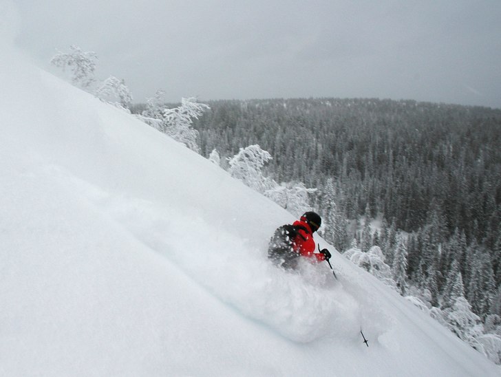 Kunde trots allt hitta lite puder.. Foto: Aron Nygren. Åkare: Johannes Nygren.