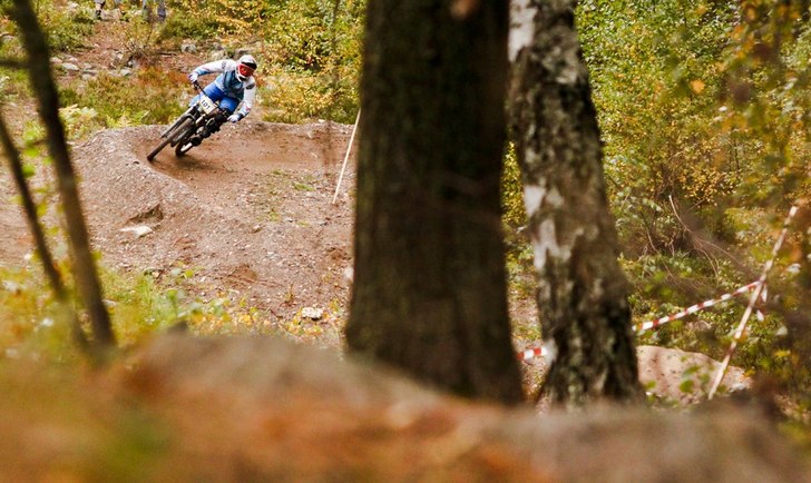 Swecup DH 2011. Foto: Mathias Lindkvist. Åkare: Elisabeth Engström.