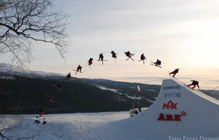 Bilder ifrån dagens session vid JOI hoppet, Åre. Foto: Petter Persson. Åkare: -ll-.