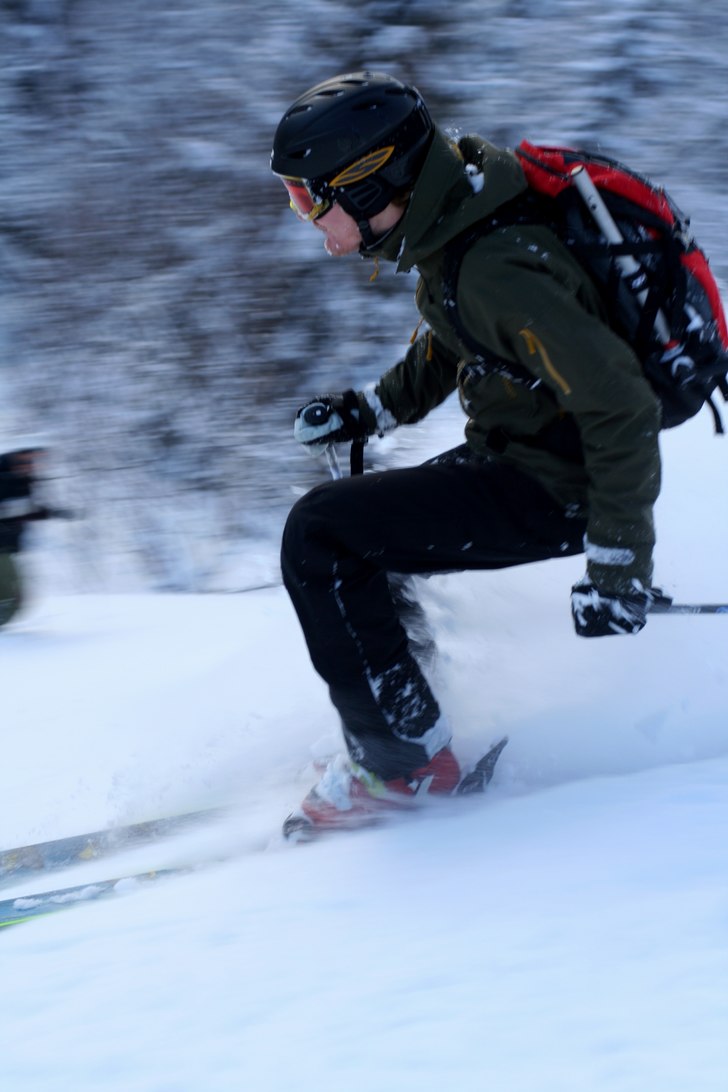 Erik slarvar sällan med jägarvilan under försä. Foto: Fredrik Johansson. Åkare: Erik Olofsson.