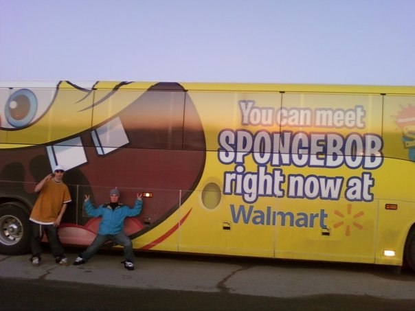 SPONGEBOB AT WALLMART. Foto: Owen Laj. Åkare: Paul carmichael(jag) Salero Smith.