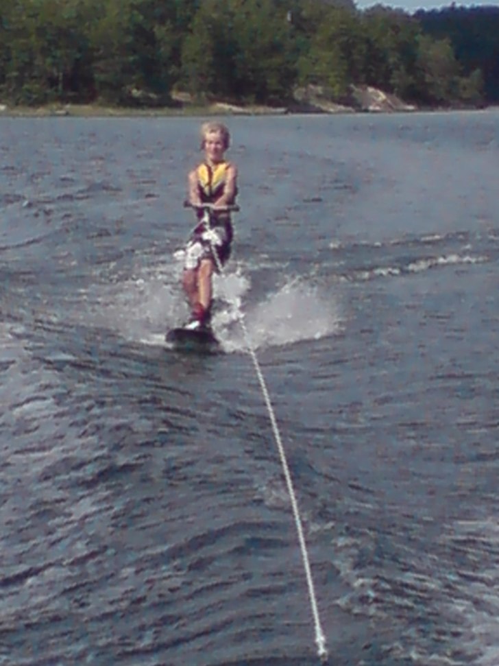 på väg till 720. Foto: Mamma. Åkare: Joakim Svahn.