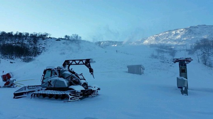 Full snøproduksjon! 
11 minusgrader, nydelig vær.
