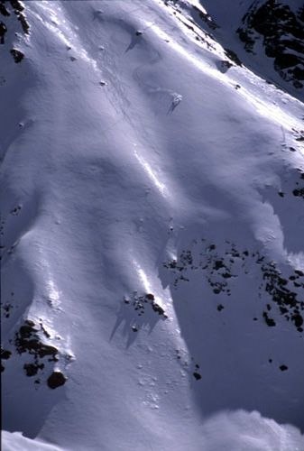 En grymt bra första touringdag i Portillo, Chile.. Foto: Steve Ogle. Åkare: Pär Lindholm.