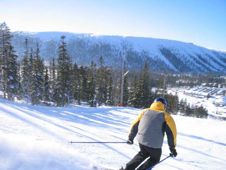 Också min tjej som tagit, hundfjället i bakgrund. Foto: Carin Andersson. Åkare: Simon Kreu.