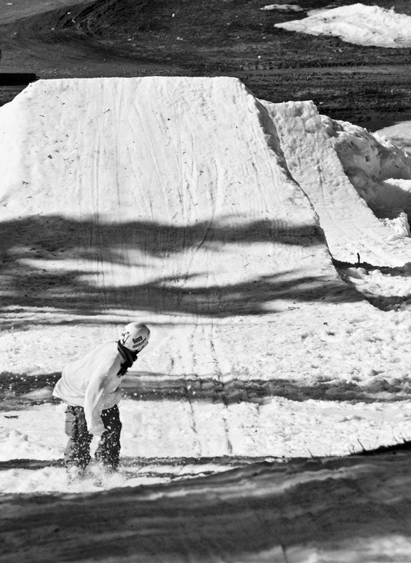 Är då påväg in mot hoppet baklänges...det var. Foto: Lukas Nilsson?. Åkare: JAg.