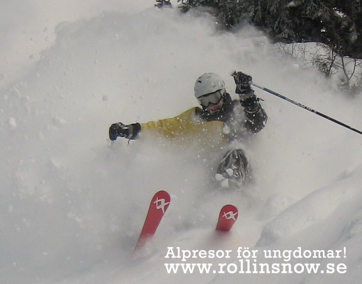 Anton pumpar puder en grym puderdag i Serre Cheval. Foto: www.rollinsnow.se - Per. Åkare: Anton.