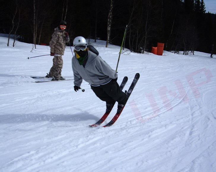Vad gör man annars på transportsträckorna?. Foto: Johan Backman. Åkare: Staffan Zackrisson.