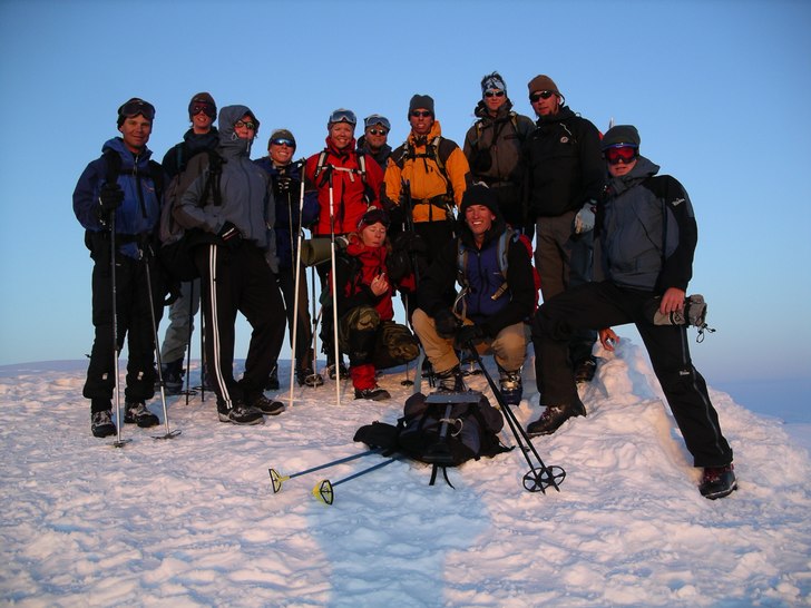 Solnedgång o glada miner!. Foto: Simon Jaktlund. Åkare: En skara lyckligt lottade.