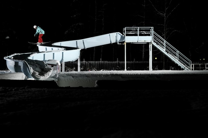 Körde denna konstiga rail, var kul och även en l. Foto: Thomas Charry. Åkare: Elias Henderson.