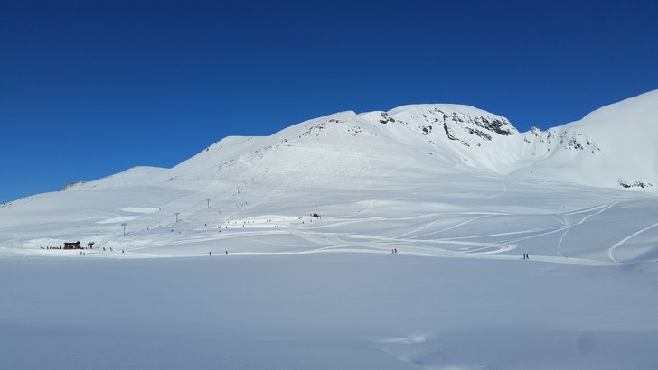 Nottane i solskinn og nysnø
Påskestemning oppe p.