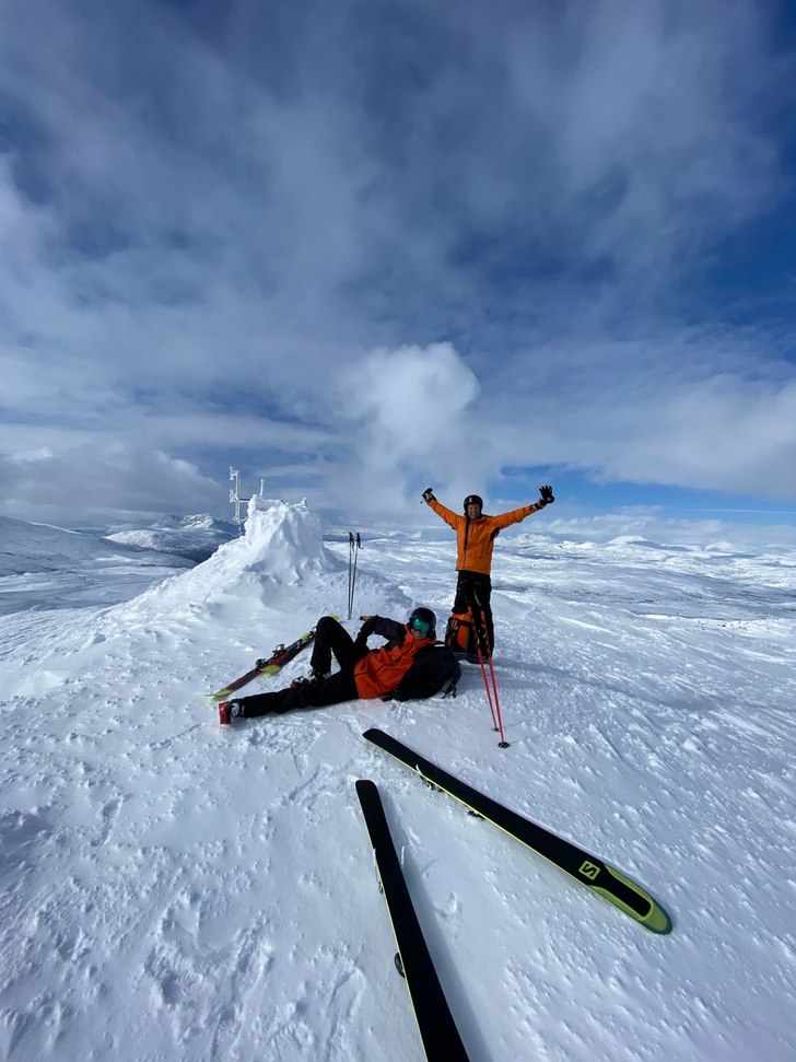 Puder i backen och på toppen på Nordalsfjäll, k.