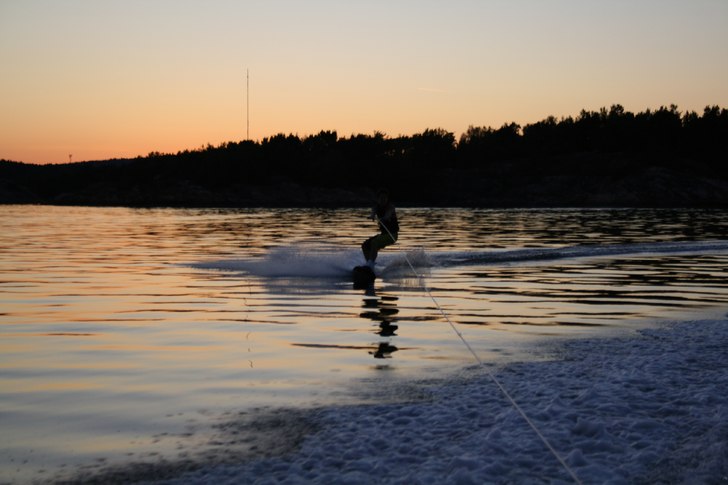 mm soljuset. Foto: Joakim Bratt. Åkare: Adam berg Luther.