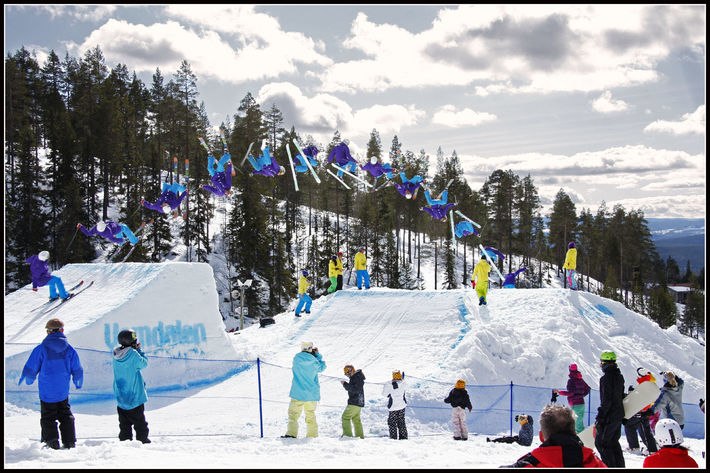 Dubbel i finalen.. Foto: Jonathan birkemyr. Åkare: Andreas Sjöbeck.