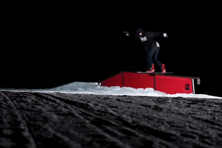 Fs boardslide. Foto: Rasmus Viktorsson. Åkare: Alexander Eklund.