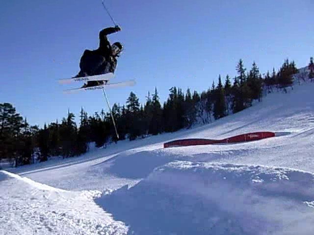 Foto: Anton Larsson. Åkare: Per Saxvall.