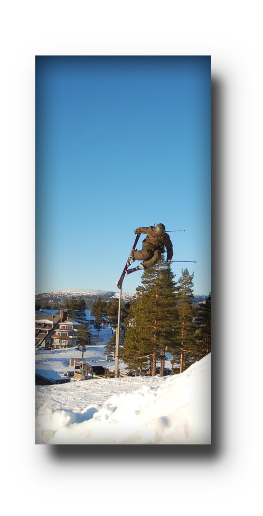 Jag har lagt på en ram och beskärt bilden lite. . Foto: Jonte Ekman. Åkare: Rasmus Ekman.