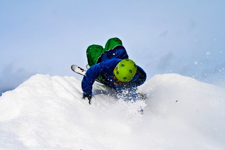 Kenny drar handdrag 5. Foto: oscar carlsson. Åkare: kenny finnström.