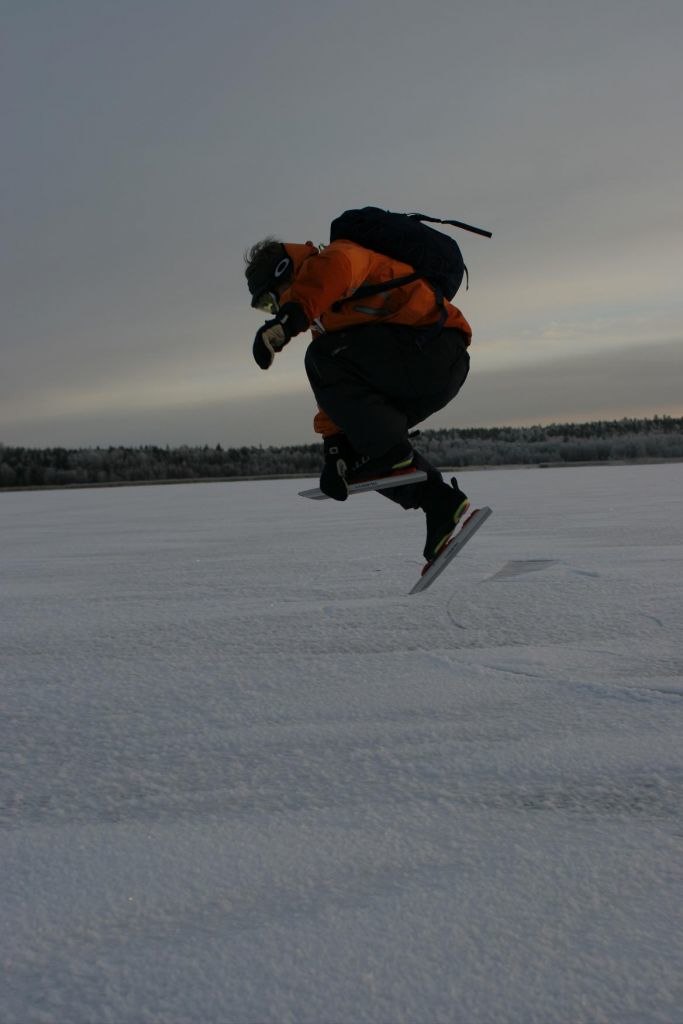 En sitbelt på långfärdsgrillorna sitter inte he. Foto: Fredrik Broman. Åkare: Jag.