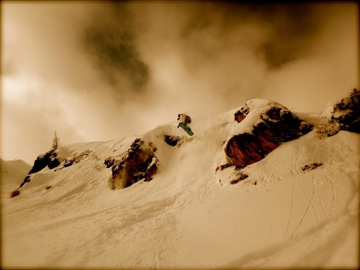 Langwied, livets lekplats.. Foto: Caroline Svensson. Åkare: Werner.