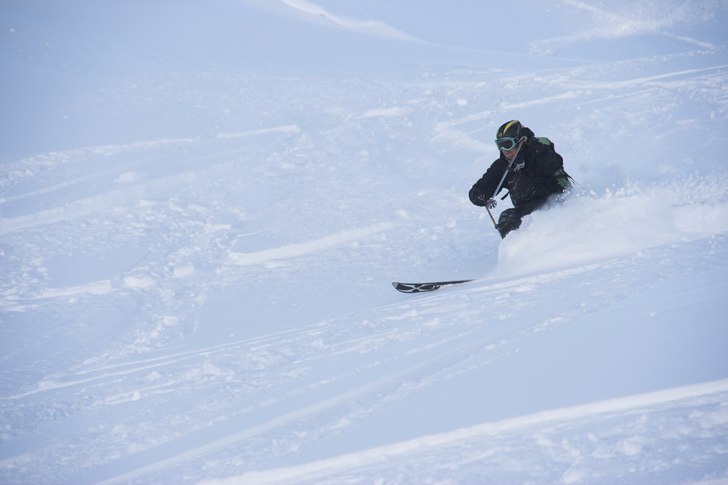 Ännu mer Hemsedal, kan säga att jag kör på ett. Foto: Jerker Bengtsson. Åkare: Andreas Wiklund.