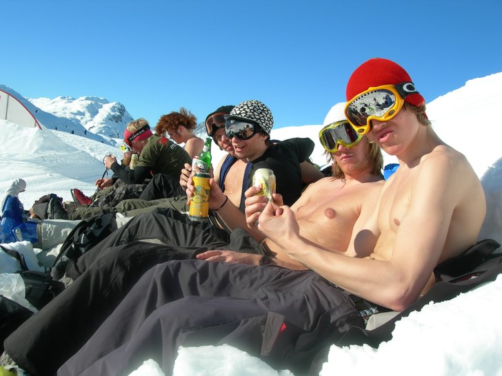 jag, anders, mattias, benke, ossian och relle hän. Foto: okänd. Åkare: the dudes.