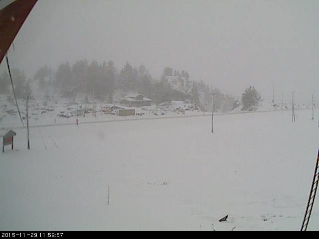 Det snør...
Det siste døgnet har vi fått ein de.