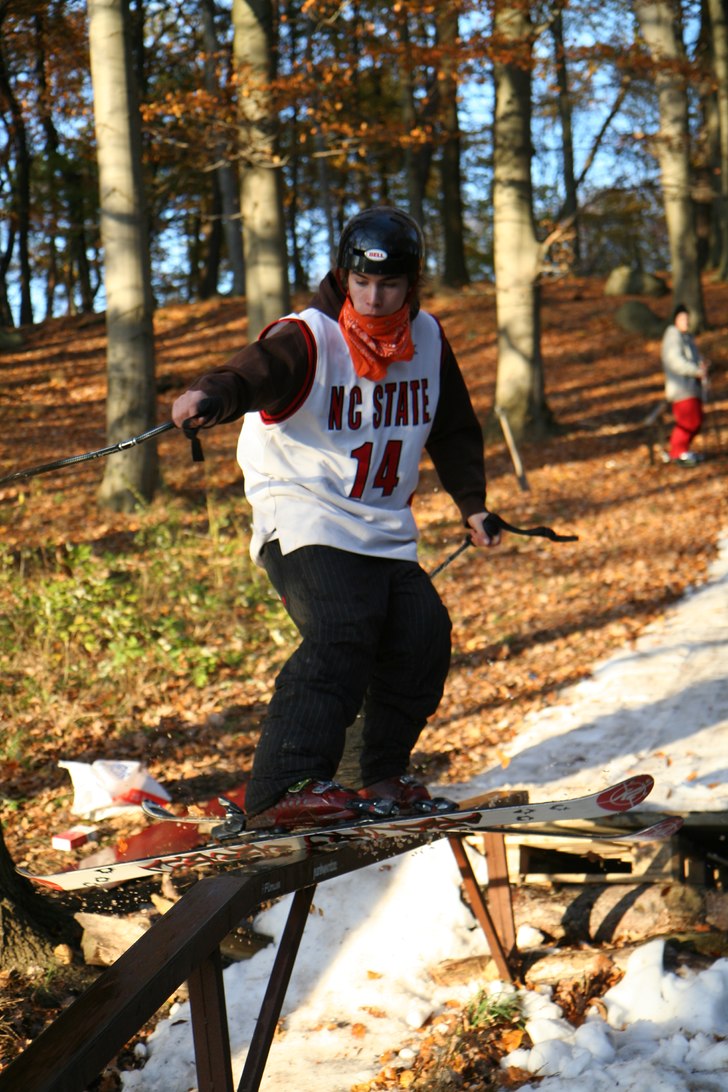 vi snickrade ihop ett litet rail jam å jocke skö. Foto: Jocke croyyyyyy. Åkare: that's me  ^^.