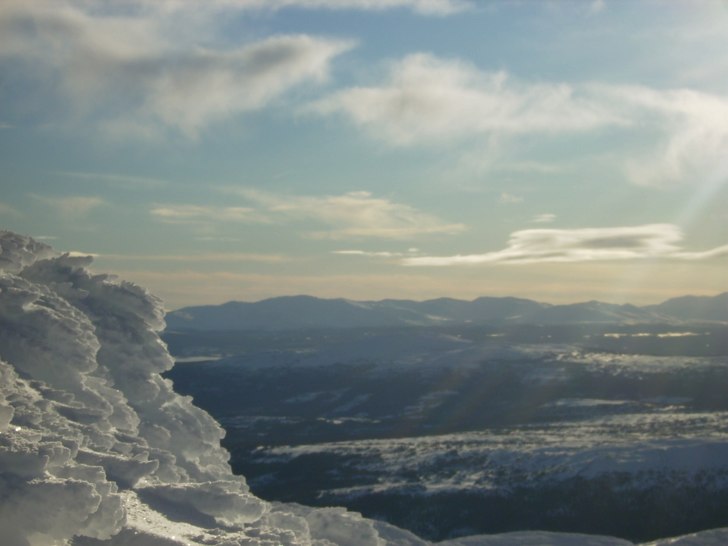 Klättring påväg upp till Åre Skutan. Foto: Jag (Henri Nilsson). Åkare: ingen så vitt jag kan se.