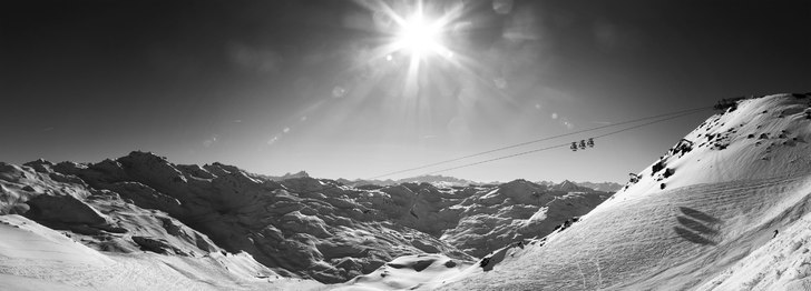 Utsikten på väg ner från Mont de la Chambre, ä. Foto: Hedda Berander. Åkare: Funitel du Boquetin.