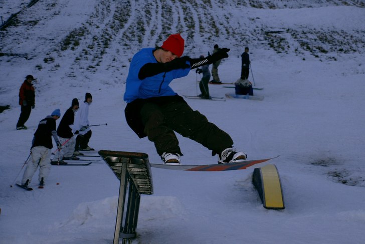 Lattjar i väjö...Tailpress 270.... Foto: Jonas Pehrson. Åkare: Eric Svensson.