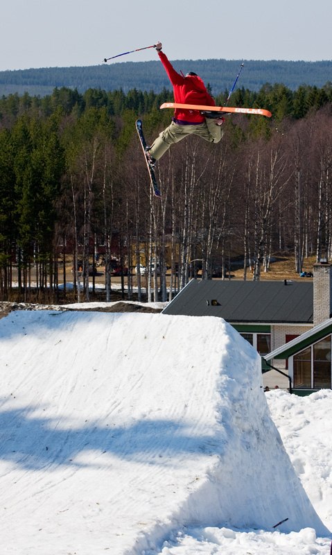 Måttsund spring session!
Jag kastar på en Funky. Foto: Lucas Nilsson. Åkare: Emil Högström.