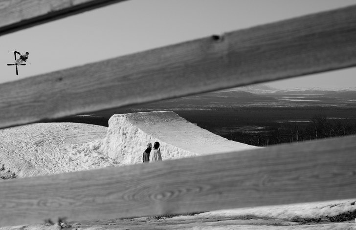 Maj 2010. Foto: Filip Älfvåg http://filipalfvag.com. Åkare: Linus Tornberg.