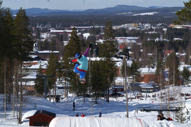 Min första dag att fota rörliga bilder. riktigt . Foto: Simon Lundqvist. Åkare: Niklas Lundgren.