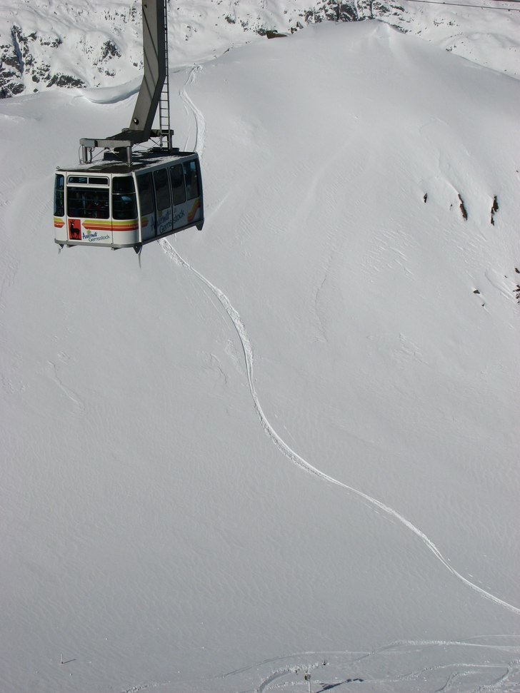 Från toppen av Gemstock i Andermatt. . Foto: Dan Ring.