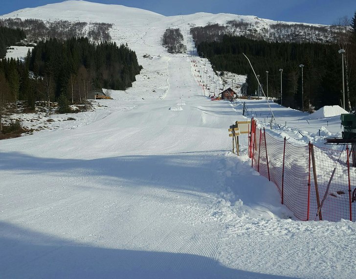 Fine forhold laurdag morgon!
Temperaturen ligg run.